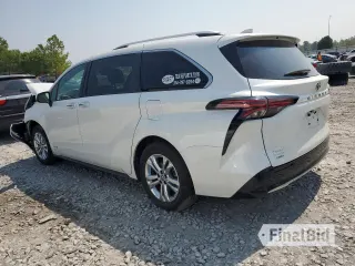 2021 Toyota Sienna Limited