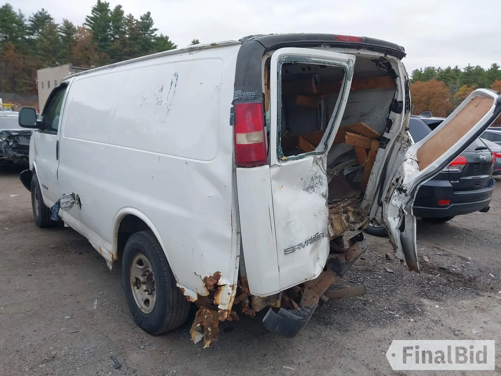 2005 GMC Savana Cargo
