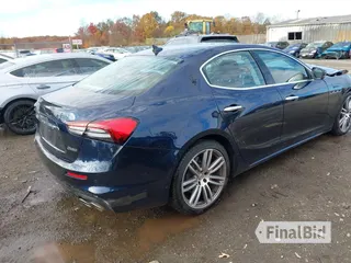 2022 Maserati Ghibli Modena Q4