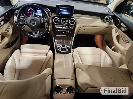 2017 Mercedes-Benz GLC 300