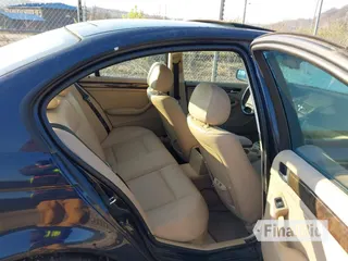 2003 BMW 3 Series 325xi