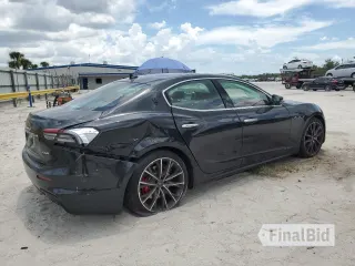 2022 Maserati Ghibli Modena