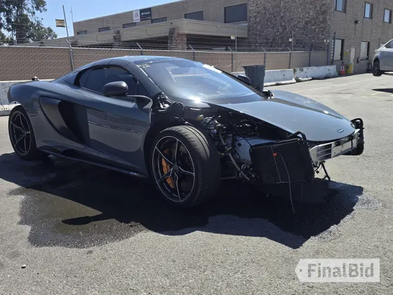 2016 McLaren 675LT
