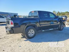 2006 Mitsubishi Raider Duro Cross