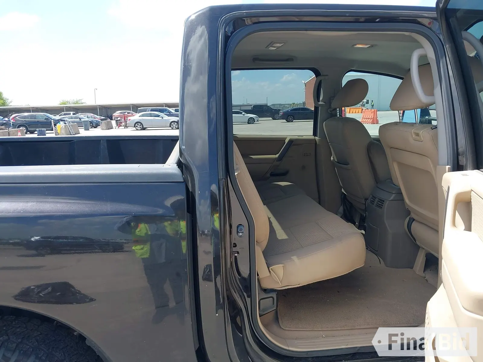 2014 Nissan Titan SL