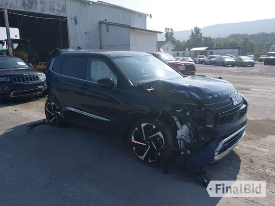 2024 Mitsubishi Outlander SE