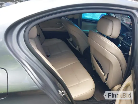 2012 BMW 5 Series 528i