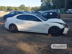 2022 Maserati Ghibli Modena Q4