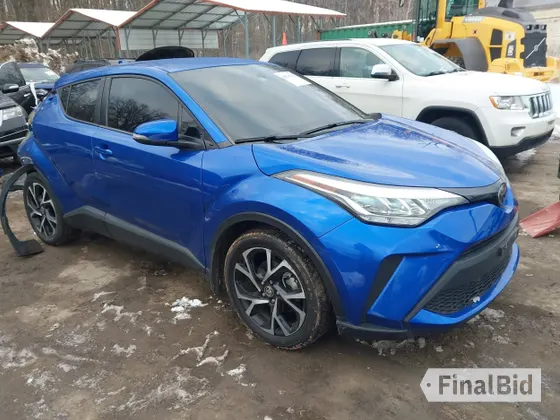 2022 Toyota C-HR XLE