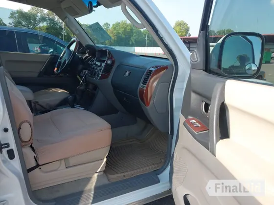 2003 Mitsubishi Montero Limited