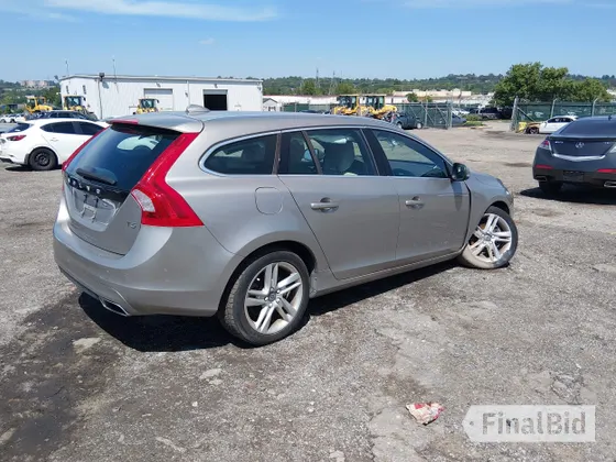 2015 Volvo V60 T5 Drive-E Premier