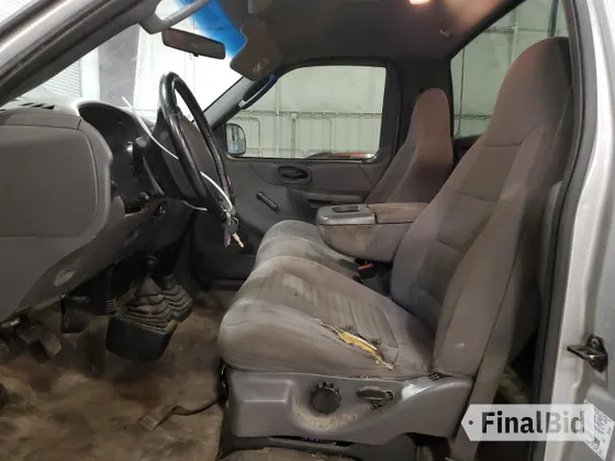 2003 Ford F-150 XL