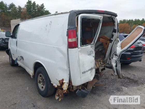 2005 GMC Savana Cargo