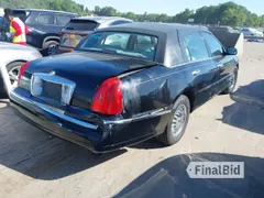 1998 Lincoln Town Car Executive