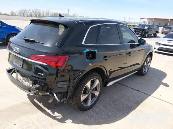2022 Audi Q5 Premium Plus