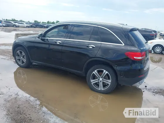 2016 Mercedes-Benz GLC 300