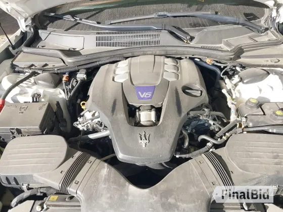 2022 Maserati Ghibli Modena