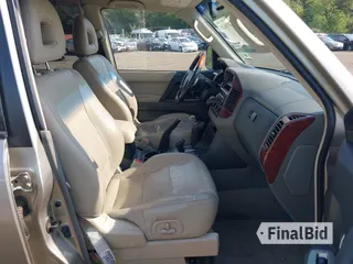 2003 Mitsubishi Montero Limited