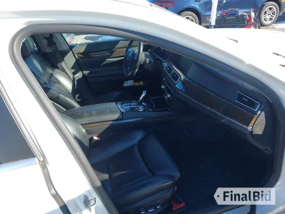 2012 BMW 7 Series 750i xDrive