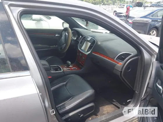 2013 Chrysler 300