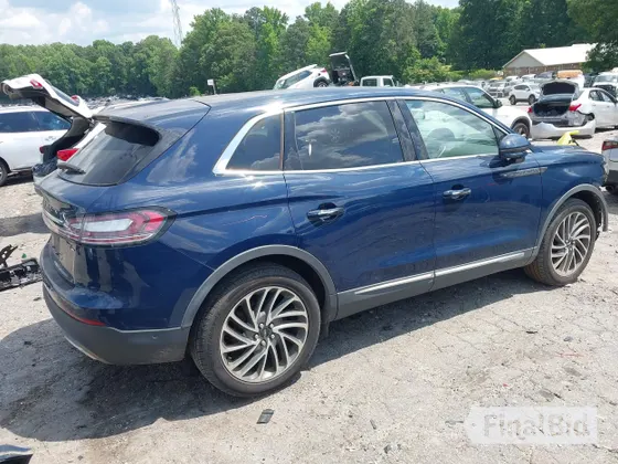 2019 Lincoln Nautilus Reserve