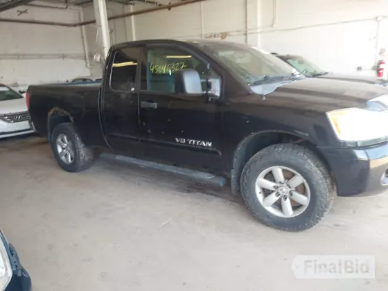 2009 Nissan Titan LE