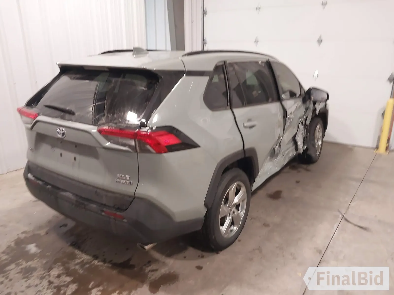 2021 Toyota RAV4 Hybrid XLE Premium