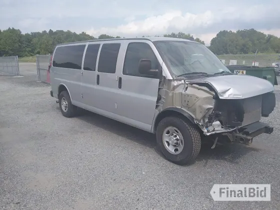 2020 Chevrolet Express Passenger LS