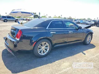 2016 Chrysler 300 C