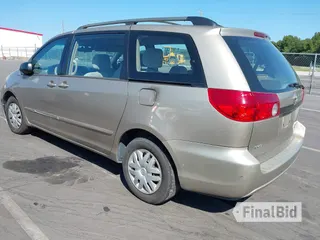 2006 Toyota Sienna LE