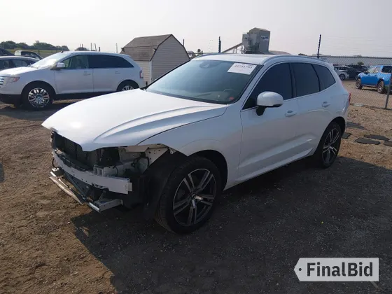 2021 Volvo XC60 Momentum