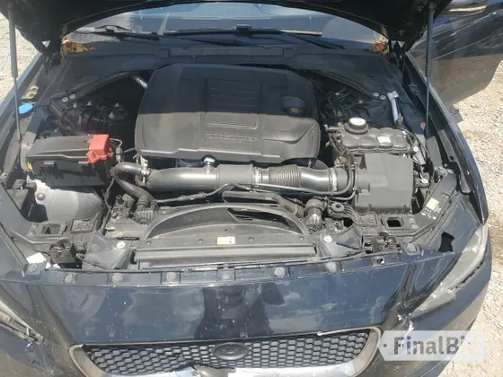2019 Jaguar XE 25t Premium
