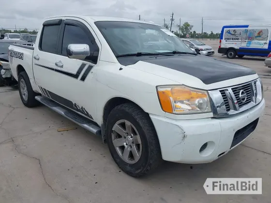 2014 Nissan Titan SL