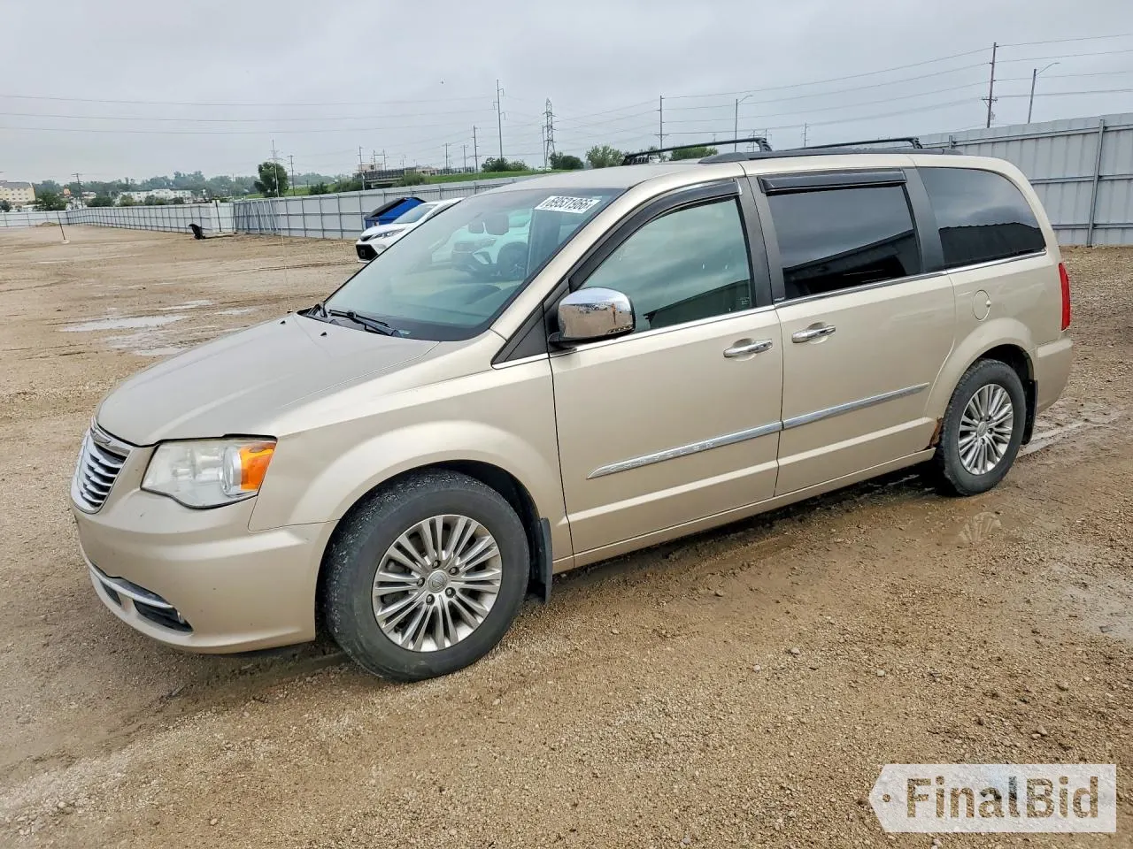 2013 Chrysler Town & Country Touring L