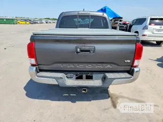 2017 Toyota Tacoma SR5