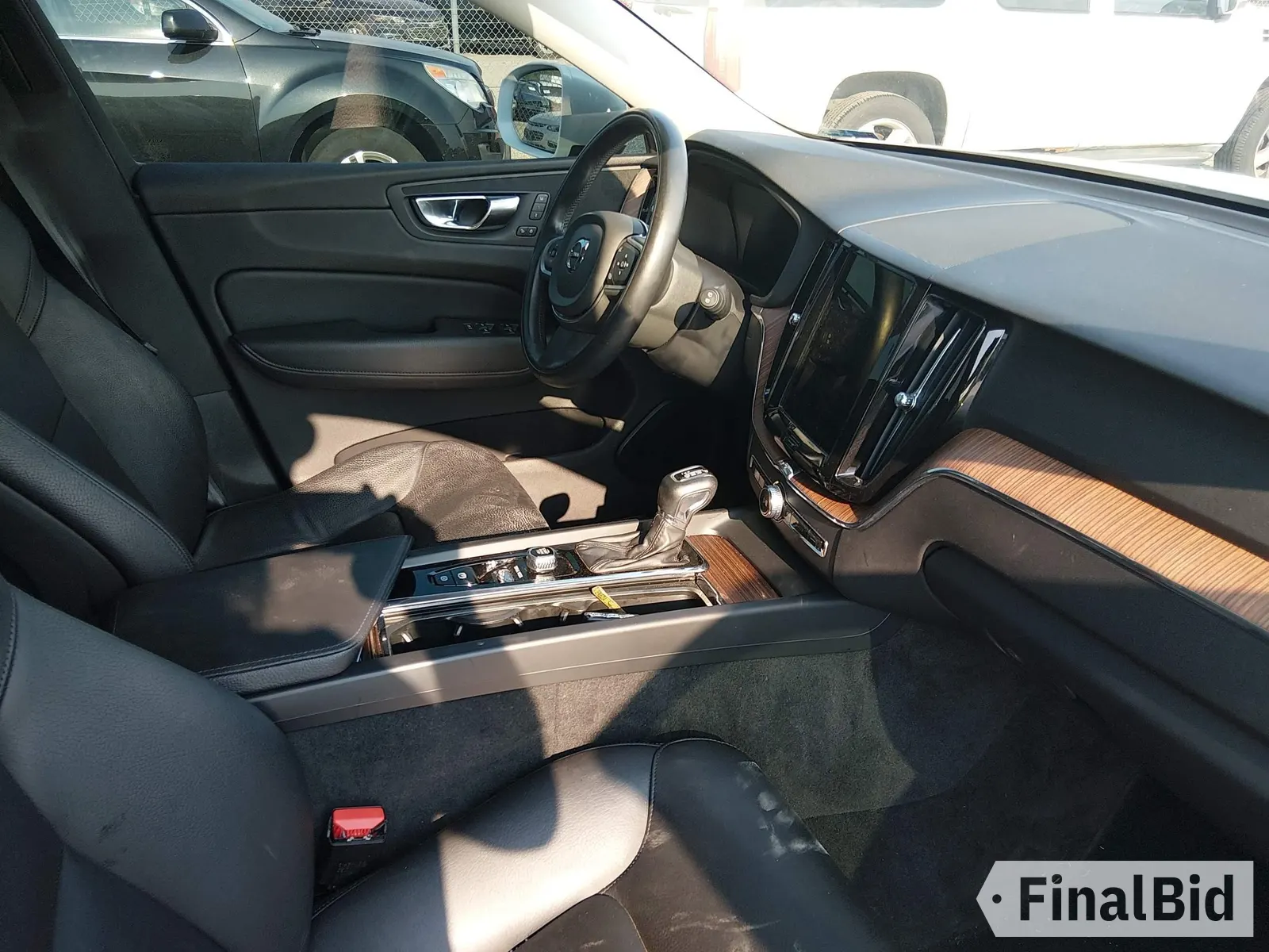 2021 Volvo XC60 Momentum