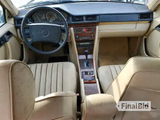 1991 Mercedes-Benz 300
