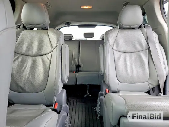 2021 Toyota Sienna Limited