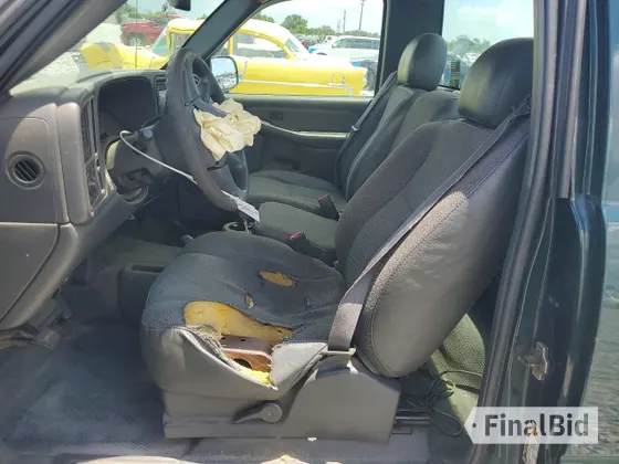 2004 GMC Sierra 1500 Work Truck