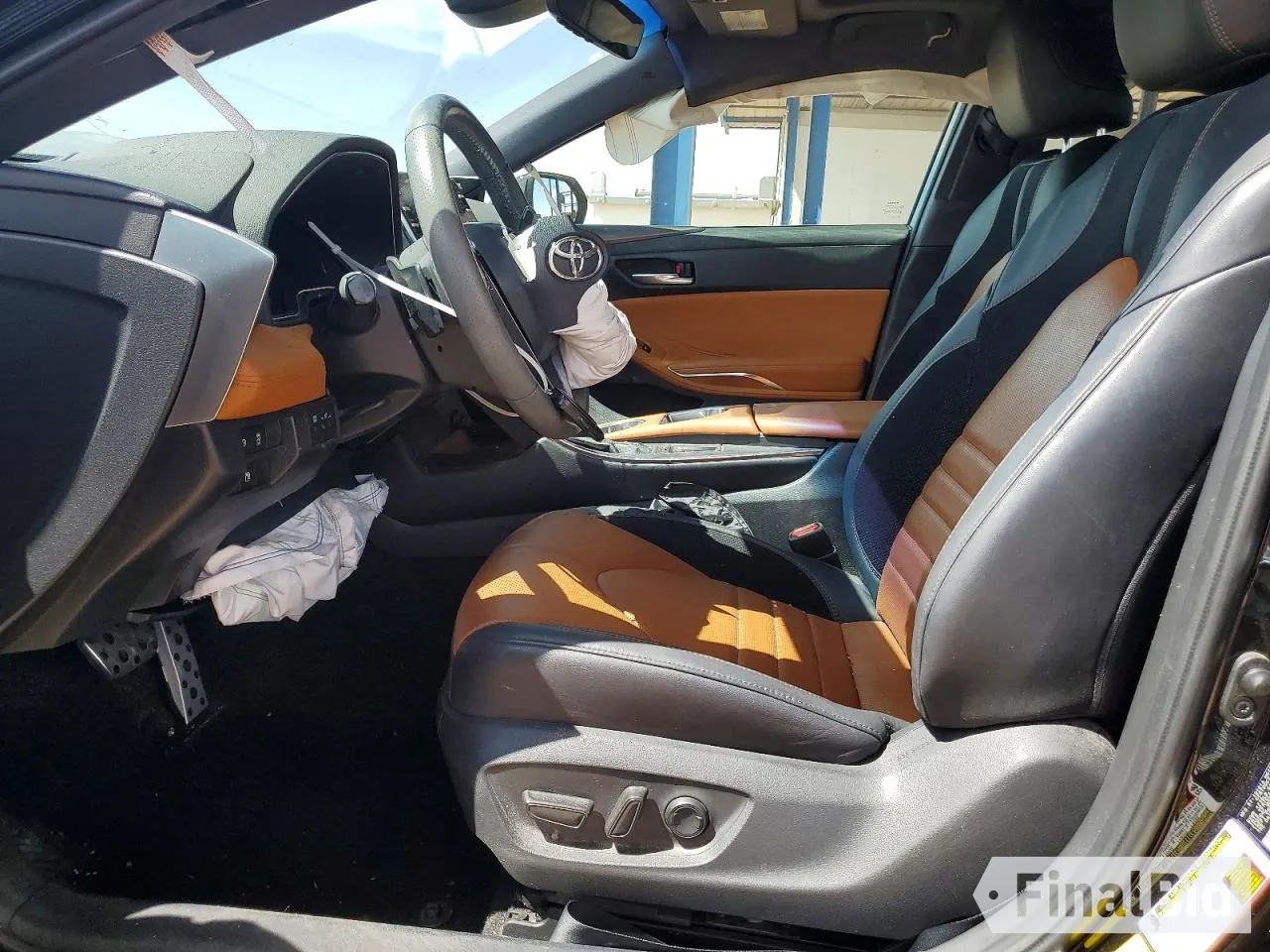 2021 Toyota Avalon Hybrid XSE
