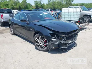 2022 Maserati Ghibli Modena Q4
