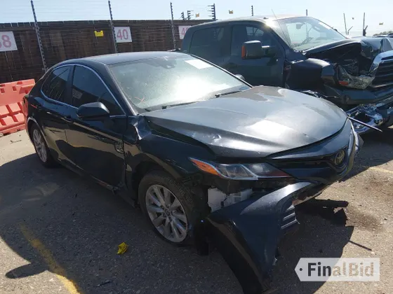 2019 Toyota Camry LE