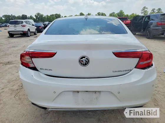 2017 Buick LaCrosse Essence