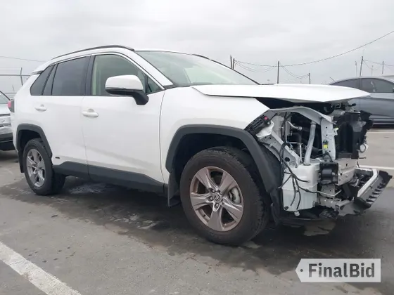2024 Toyota RAV4 Hybrid LE