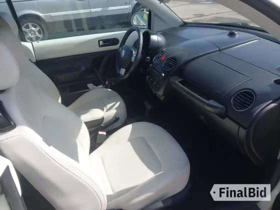 2007 Volkswagen Beetle Triple White