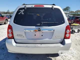 2005 Mazda Tribute i
