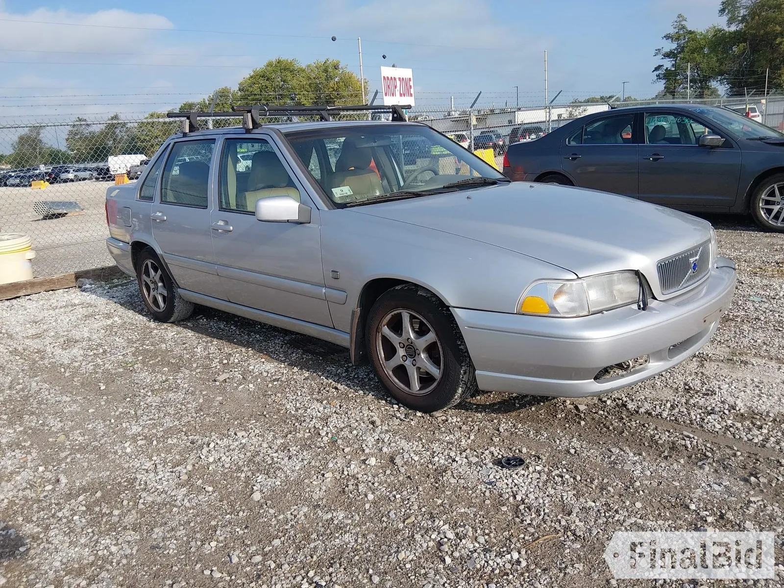 2000 Volvo S70