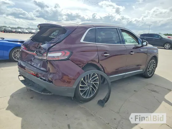 2019 Lincoln Nautilus Reserve