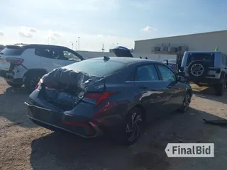 2025 Hyundai Elantra Limited